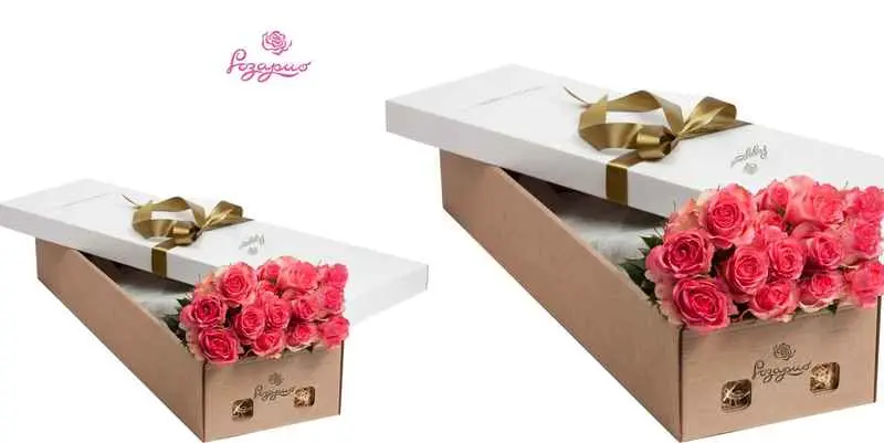 Розы в подарочной коробке
